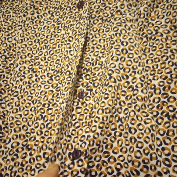 Ship & shore abstract print pleated skirt and shirt set with pockets - Picture 10 of 13